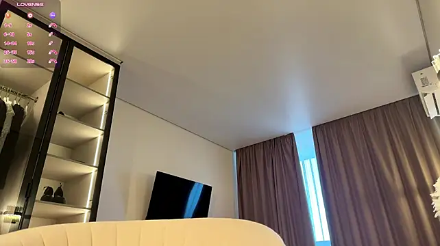 TariDehay - Body Tour + POV teasing