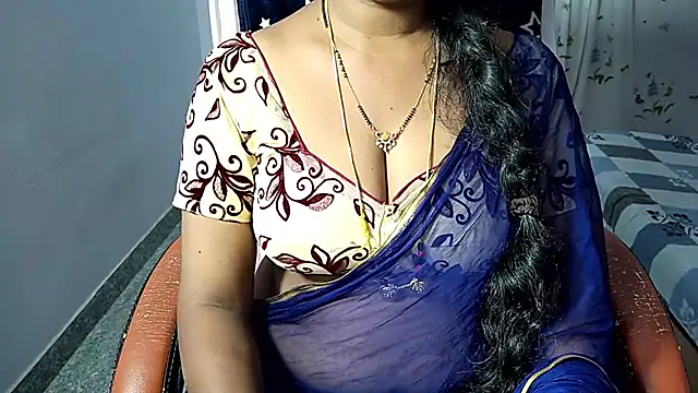 Samyukthapuretelugu - saree remove in public