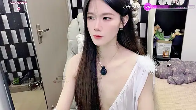 Yueyue-MM - 下空穿丝袜M腿诱惑