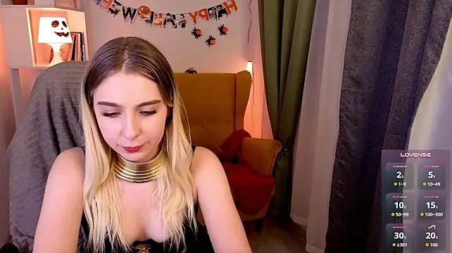 ChloeVirelix - suck finger close to cam