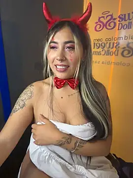 ManuelaVeeleez