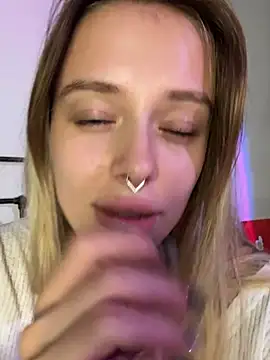 Enjoy_my_beauty - taste myself
