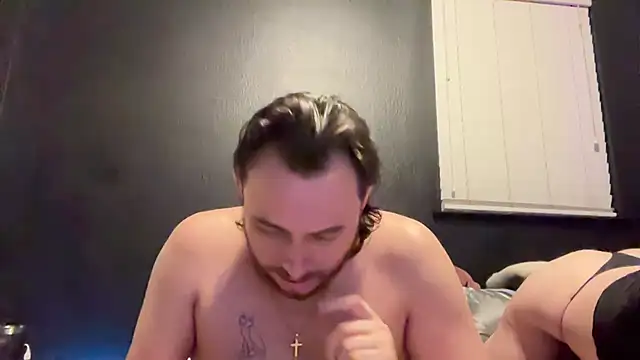 Hungandcloudy - HUGE CUMSHOTTT