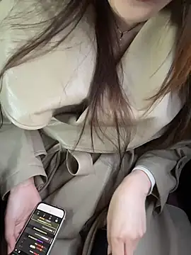 Mia999 - 户外假鸡吧抽插1分钟