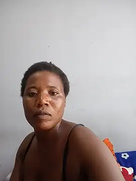 Queen_Diva45 - Squit and drink