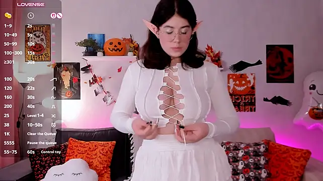 BellaCaress - cream on boobs