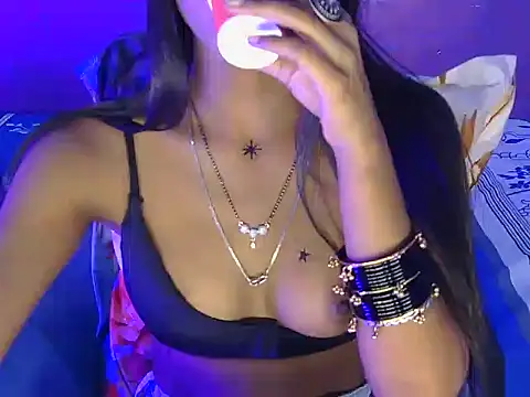Yours-ira - show boobs lush 3min😘🤩
