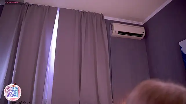 TastyTiffy - Slap my tits hard and moan yes, daddy!!