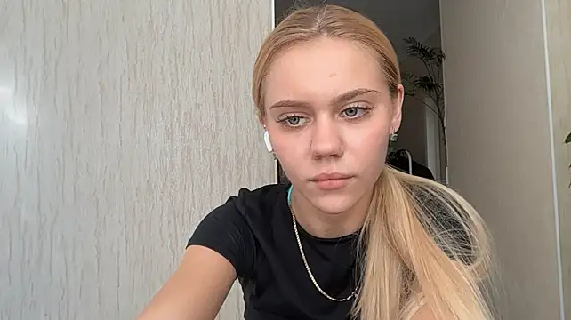 Glamorforyou - Flash my panties