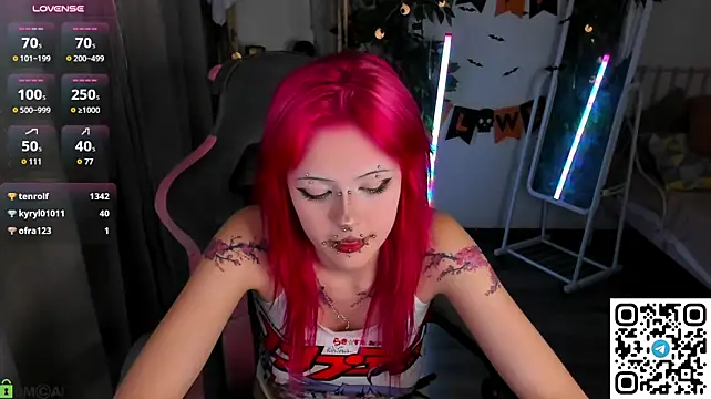 Necucuby - spread ass in doggy pose