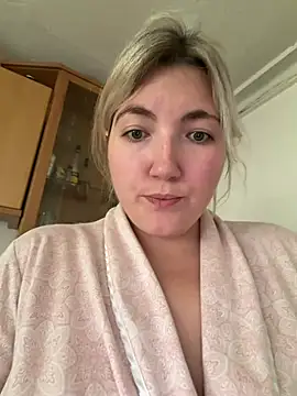 LauraStarr - Lick on my Dildo 2 mins 🥵💦