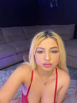 AstridJade - Remove that bra!