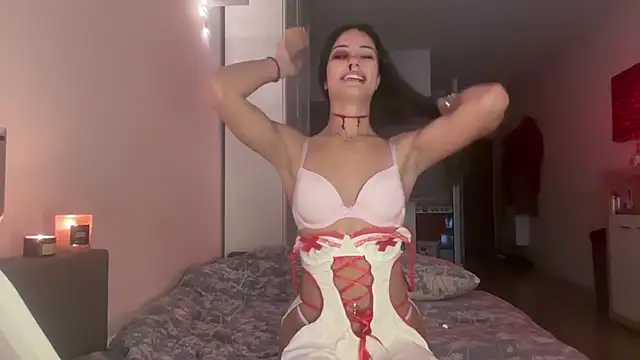 Sophiesweetside - costume reveal