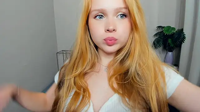 MargieMeinhardt - show my piercing