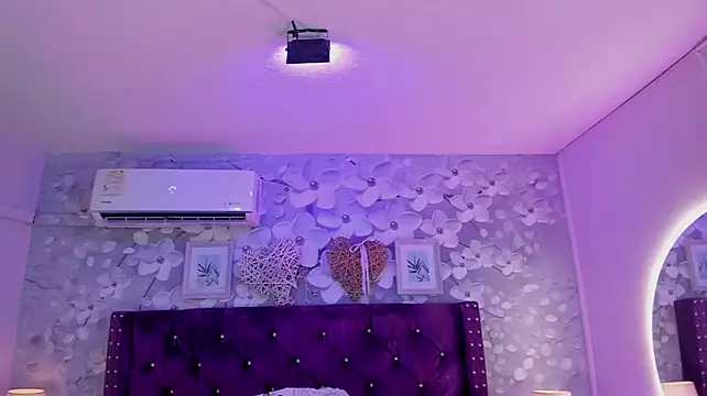 Dalila_salazar - TWO FINGERS IN MY PUSSY