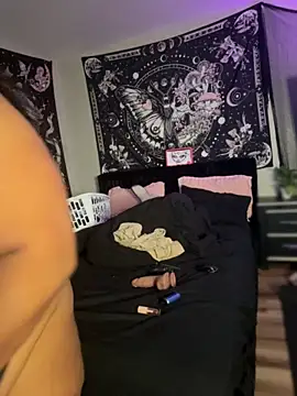 RoxieVoss - Ride The BBC