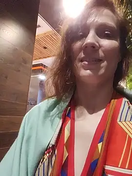 Exhibitionsplit - MAKE me CUM RUNNING ♤SQUIRT