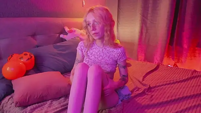 Lil1y_Moore - oil massage boobs