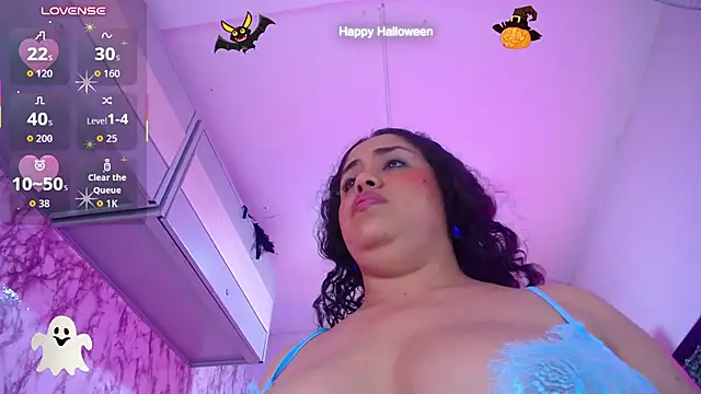 Cristal_horny19 - flash boobs + spit boobs