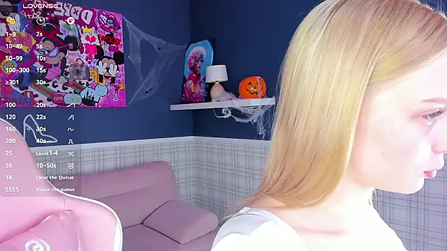Alice_Taylori - squeeze my sweet boobs close tu cam<3