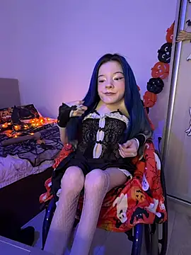 MiniSophiaa - Full naked 10min
