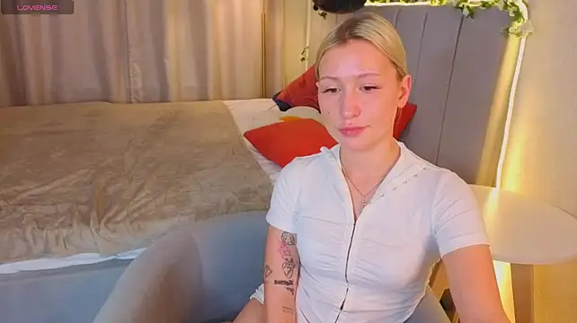 Idaa_Smith - Sucking your finger