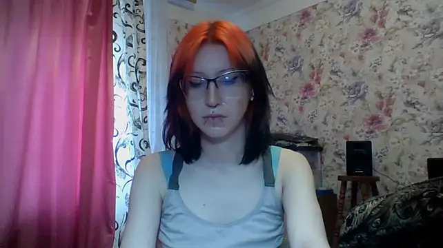 ParisGotowka - Play with my boobs + Ahegao near the cam