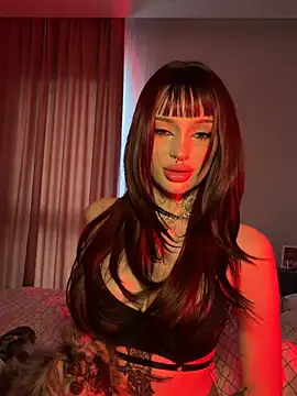 Madelinexx - 😳😍Take top off
