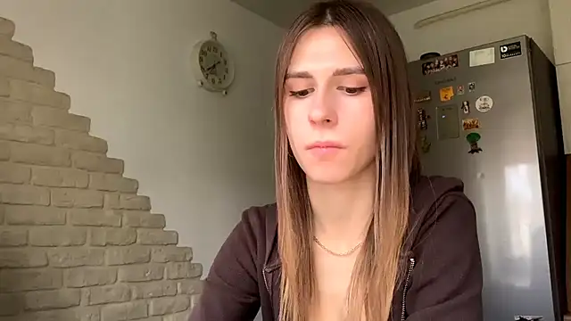 ZaraGuyette - Waist dance