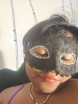 DIRTYSECRET_QUEEN_07 - Lick my nipples