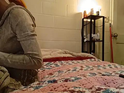 Sethandrah-CrazyEyes - Nakey on My Chat