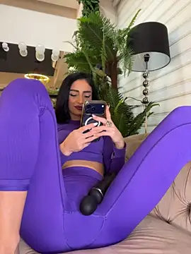 FeetVibe - 👣 Show Off My Pretty Soles
