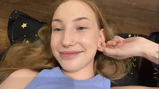 LaureneBoutet - lick my naughty finger