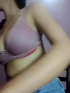 Sexy-Bindu-Pariyar
