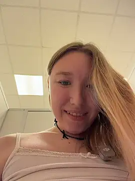 -NaughtyAngel- - Hello Cute Angel😻🩰