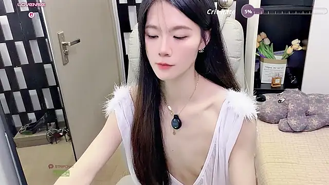 Yueyue-MM - 下空穿丝袜M腿诱惑