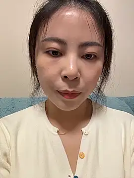 YaoYao8888 - 穿情趣内衣裤播5分钟