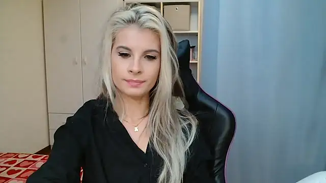 KristineGlow - I bought some new sexy lingerie...