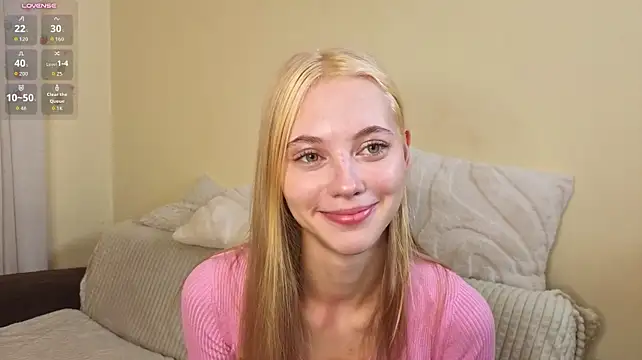 HarriettKitty - TAKE OFF BRA UNDER BLOUSE