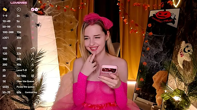 LillianShine - cream on my tits + maassage