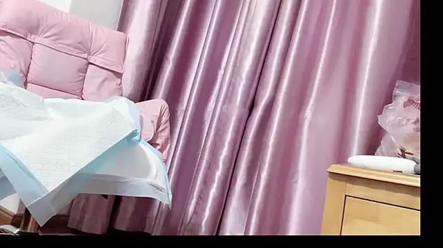Yannette520 - 漫漫 长夜等待王子到来与我共度良宵，JJ入体抽插3分钟👨👨👨👨