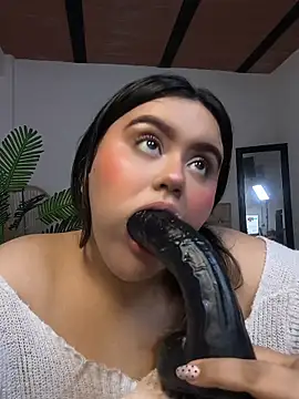 _Sienna - Make me come in your mouth!