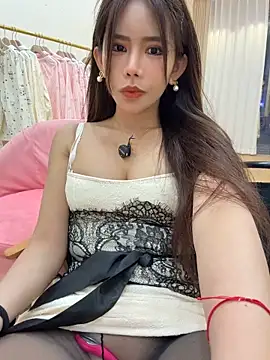 Selenaaaaa- - 最后一场票，草坪上全裸抽插喷水，32tk
