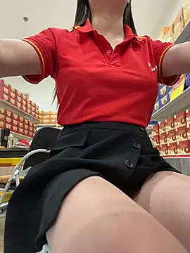 Sneaky_Cumshoot - Sneaky cumshoot at the mart