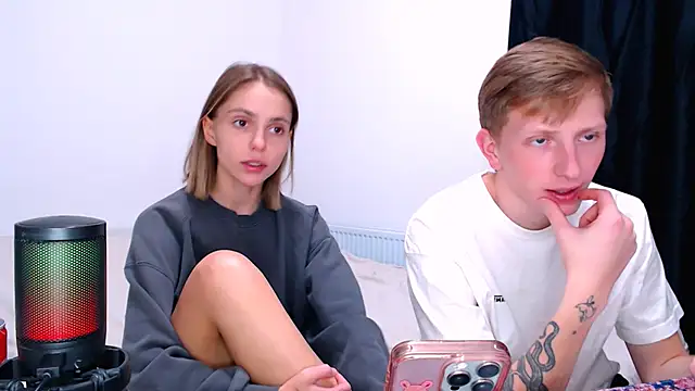 Juliaanddima - naked
