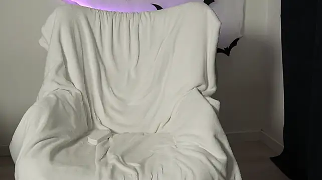 PickBlond - FINGERS FUCKING PUSSY