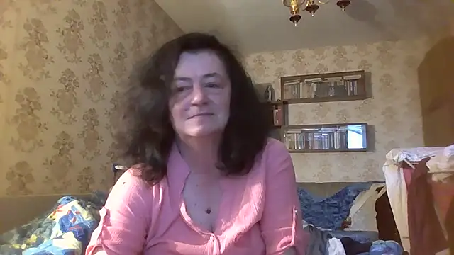 GypsiQueen2 - I'm saving up for a smartphone.