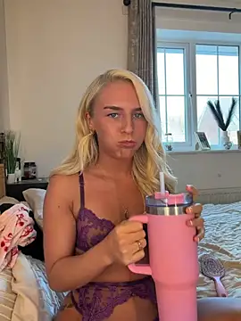 Millymae_ - Shake ass show 🤤