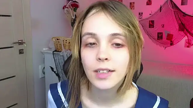 SelenaBless - hand in panties