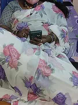 Telugu---___geeta - Show boobs